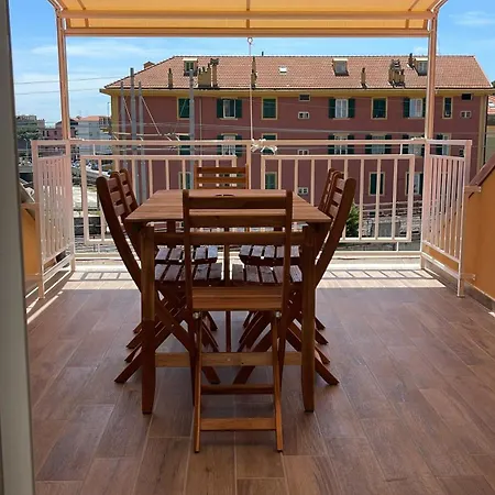 -due Passi Dal Mare- Attico In Centro Con Terrazzo Lejlighed